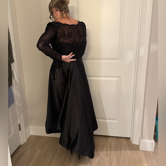 Black Wedding Dress / Evening Gown Size 6 NWT - Picture 10 of 13